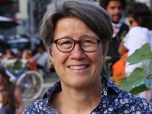 Portrait Brigitte Fürer, Gemeinderätin Grüne Kreis 4&5, Raumplanerin